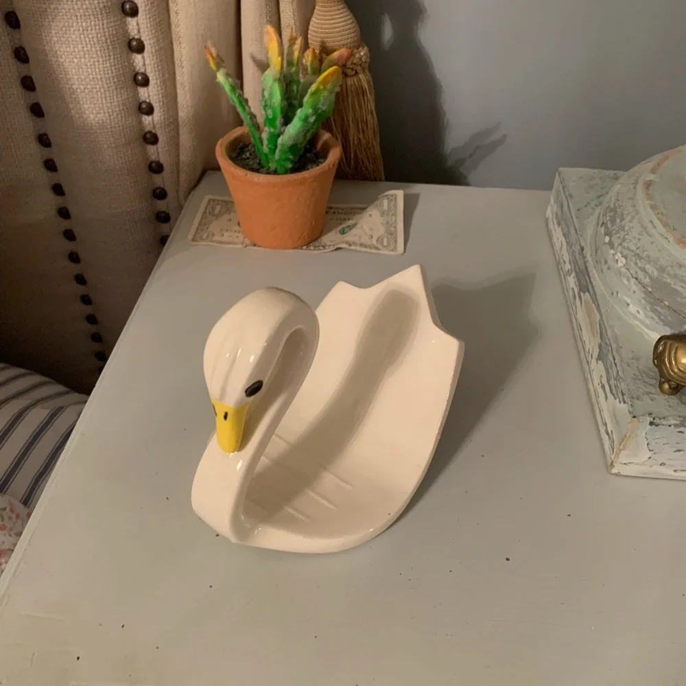 Vintage Ceramic Cream Swan Figurine